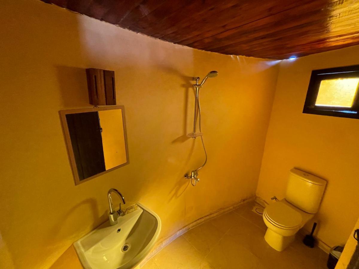 Taghaghien Island Resort シワ・オアシス エクステリア 写真
