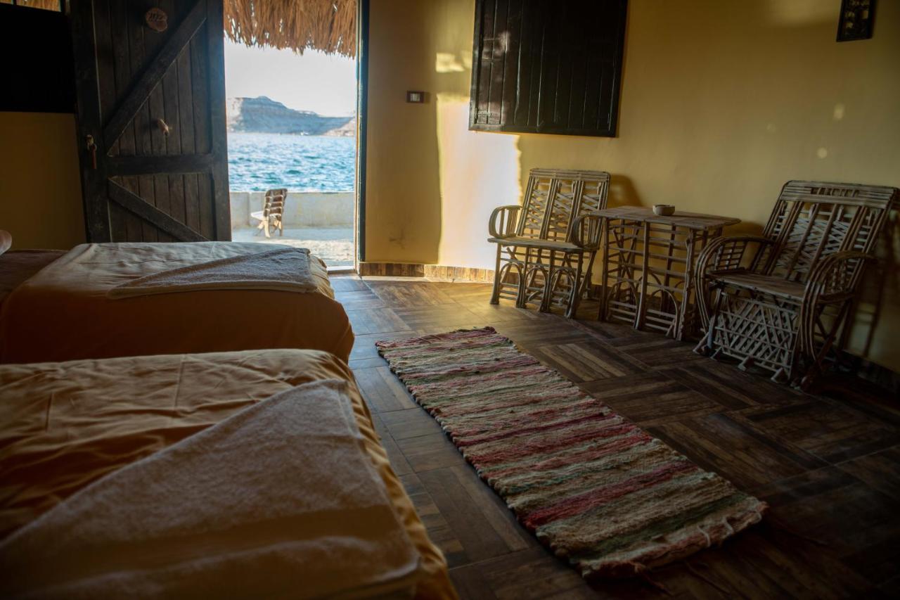 Taghaghien Island Resort シワ・オアシス エクステリア 写真